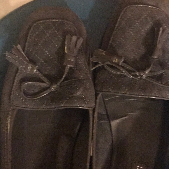 Gray shoes - Picture 3 of 8